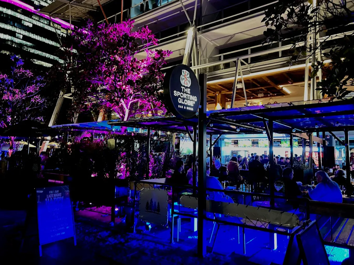 The Sporting Globe x 4 Pines